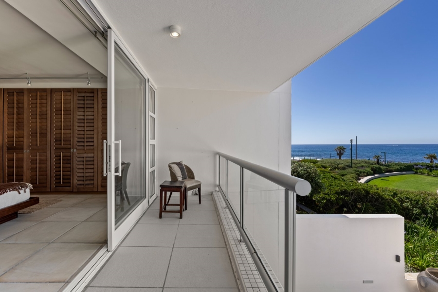 To Let 3 Bedroom Property for Rent in Bantry Bay Western Cape